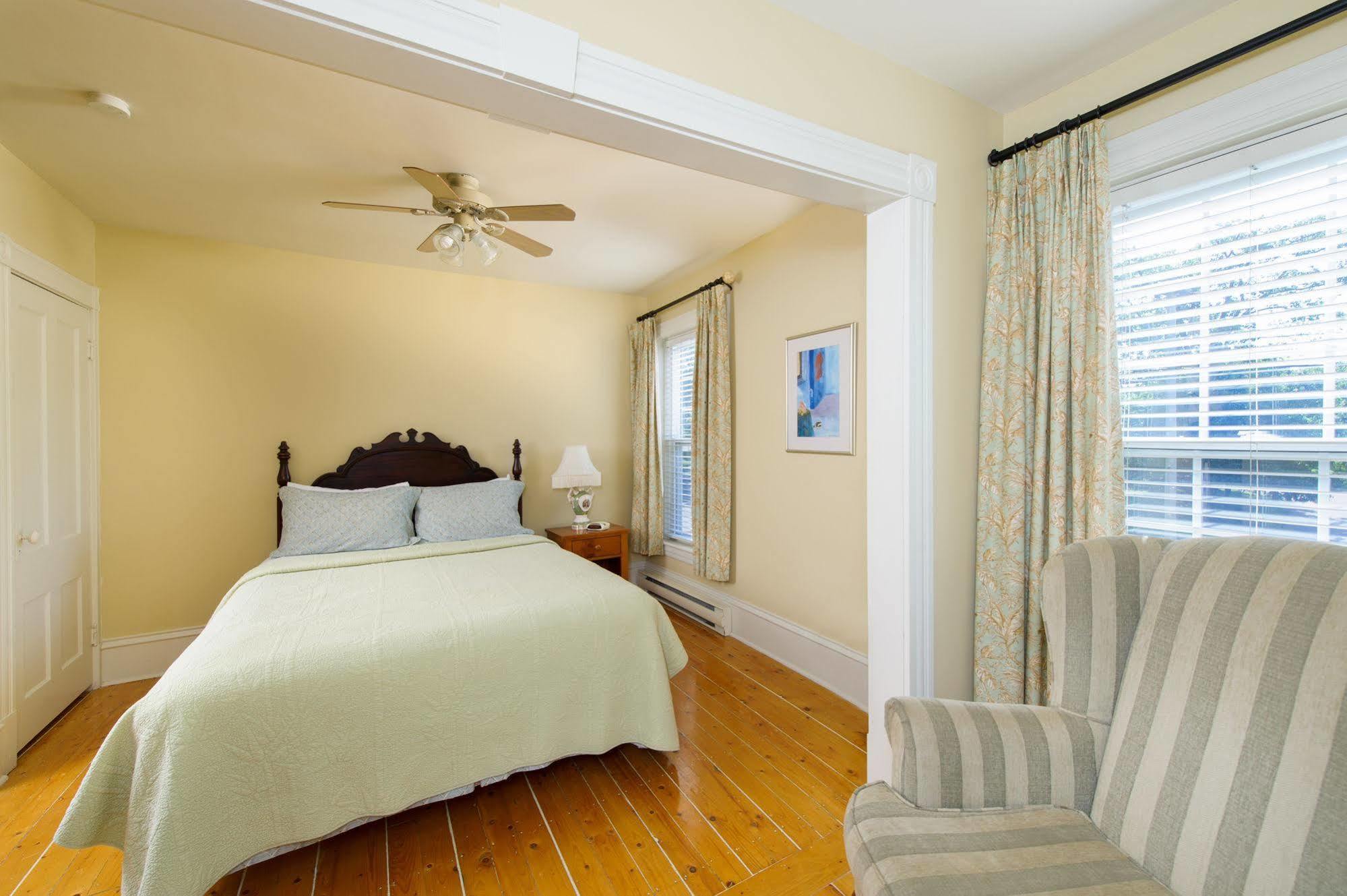 Auberge Gabriele Inn Shediac Extérieur photo